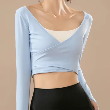 Outono de Novo Yoga camisa de Roupas de Mulheres Execução de secagem Rápida Costela de mangas compridas Apertado Slim-fit Cruz Yoga Superior