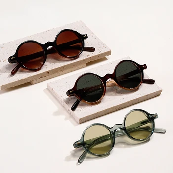 2023 Nova Moda Pequena e Redonda Sunglass Homens Mulheres Coloridos Óculos para Senhoras de Óculos de Sol de Meninas Stud Oculos De Sol Feminino UV400
